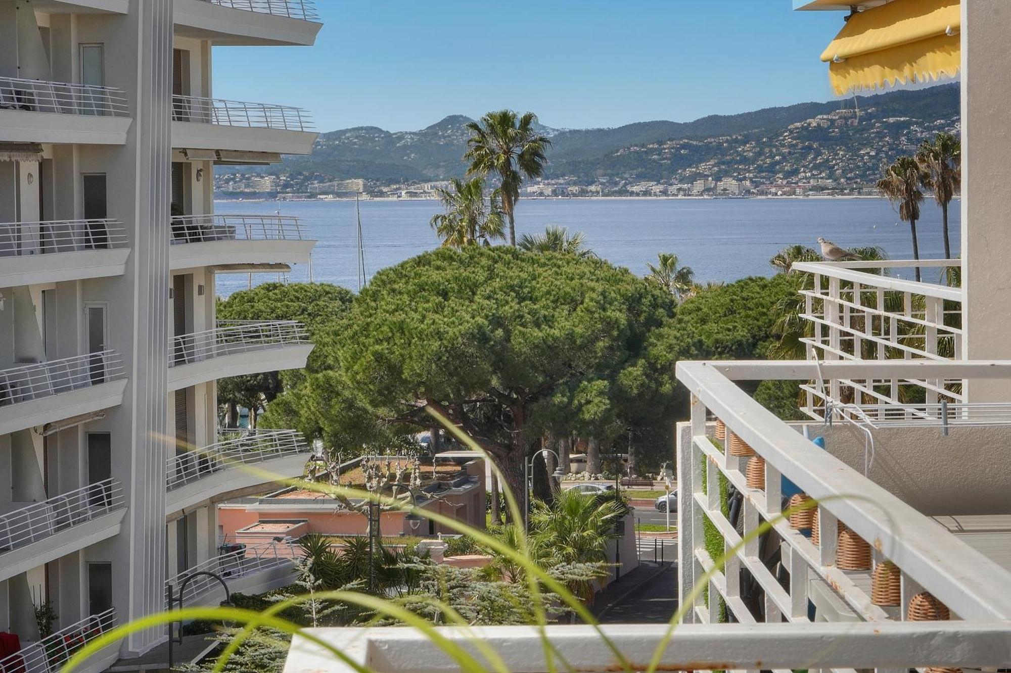 Frgk "Etoile Du Sud Terrasse Vue Mer Palm Beach" Cannes Exterior photo